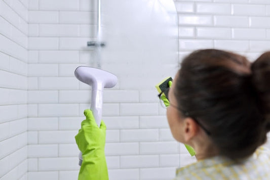 Schoonmaakhacks en tips voor je keuken en badkamer - ViralCleaning